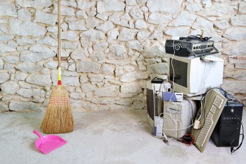 Efficient furniture clearance and recycling in Islington